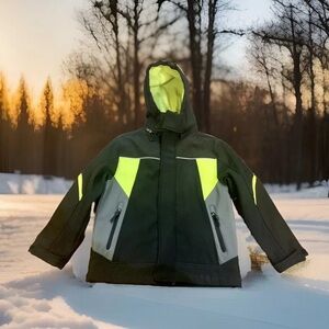 Boys Magellan Outdoors water Repellent hooded jacket black/gray/green Sz XS(6/7)